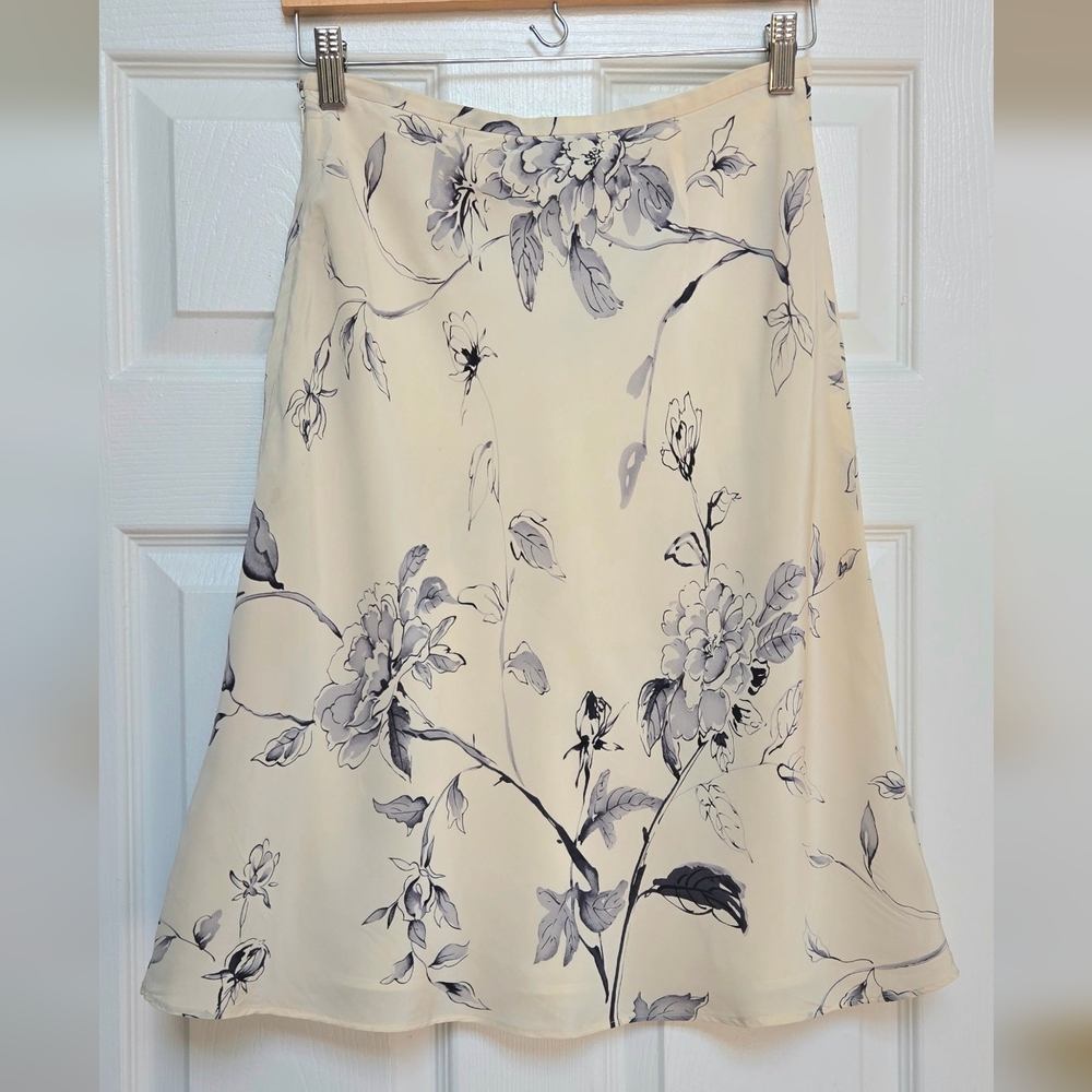 LOFT Cream Floral A-Line Skirt with Black & Gray Print